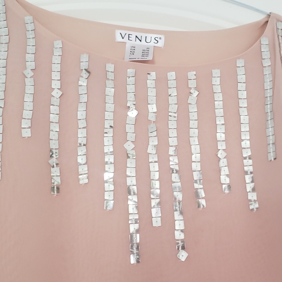 Venus Blush Chiffon sequin top - Picture 2 of 3